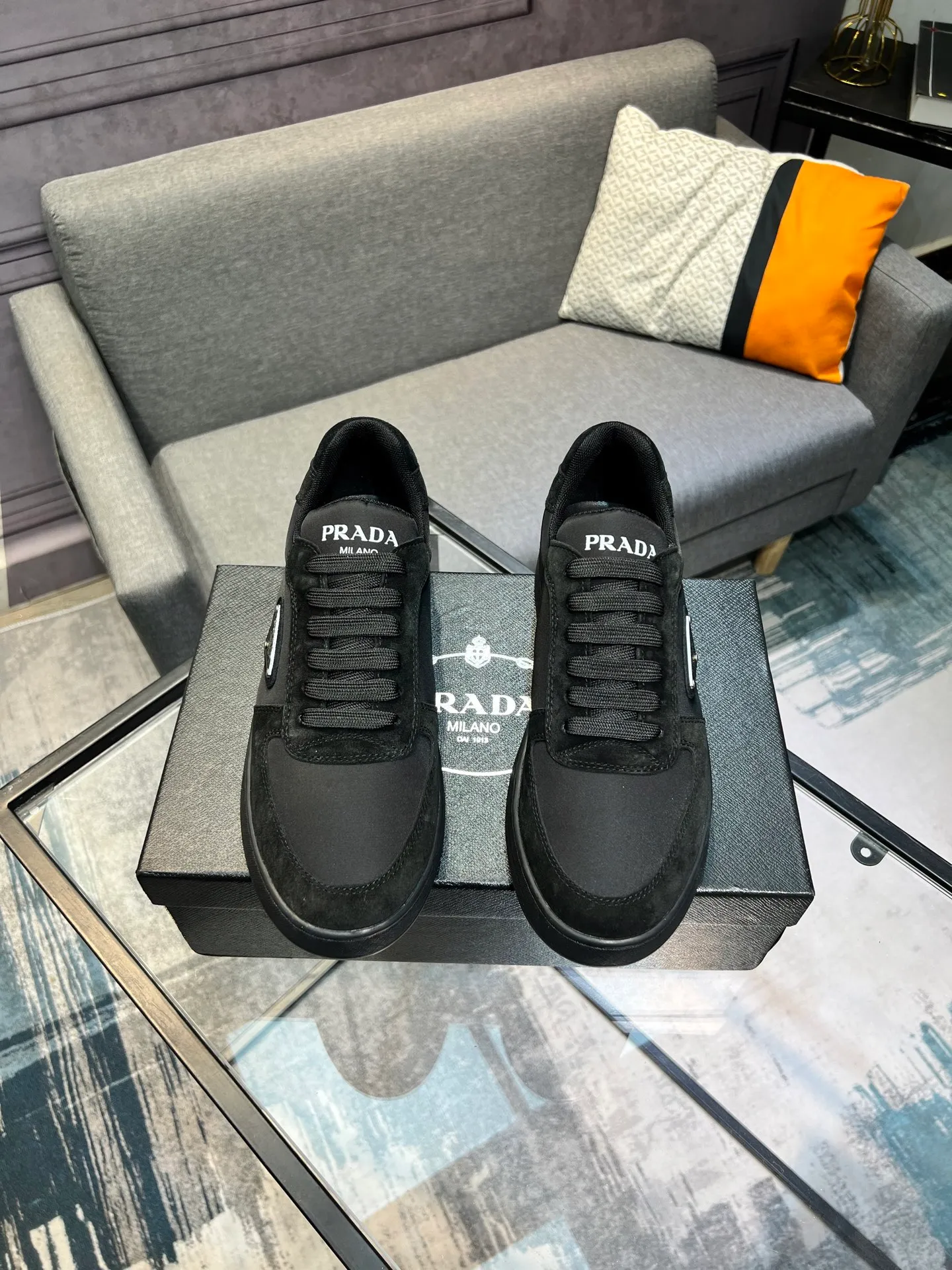 Men's men's shoes 💰440 [PRADA—Prada] latest model 🙈original replica! 👟👟👟Available here. The workmanship is top-notch. The upper is made of Italian 🇮🇹Imported calfskin. ❗️Breathable genuine leather lining @Suitable for travel. The original version has an enlarged engraved sole, making it suitable for all kinds of travels, showing low-key luxury. Let quality speak for itself. Color: Size: 38-44